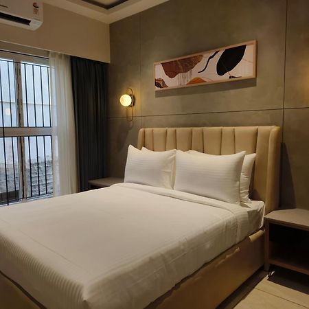 Olive Hotel Le Opera By Embassy Group Bangalore Exterior foto