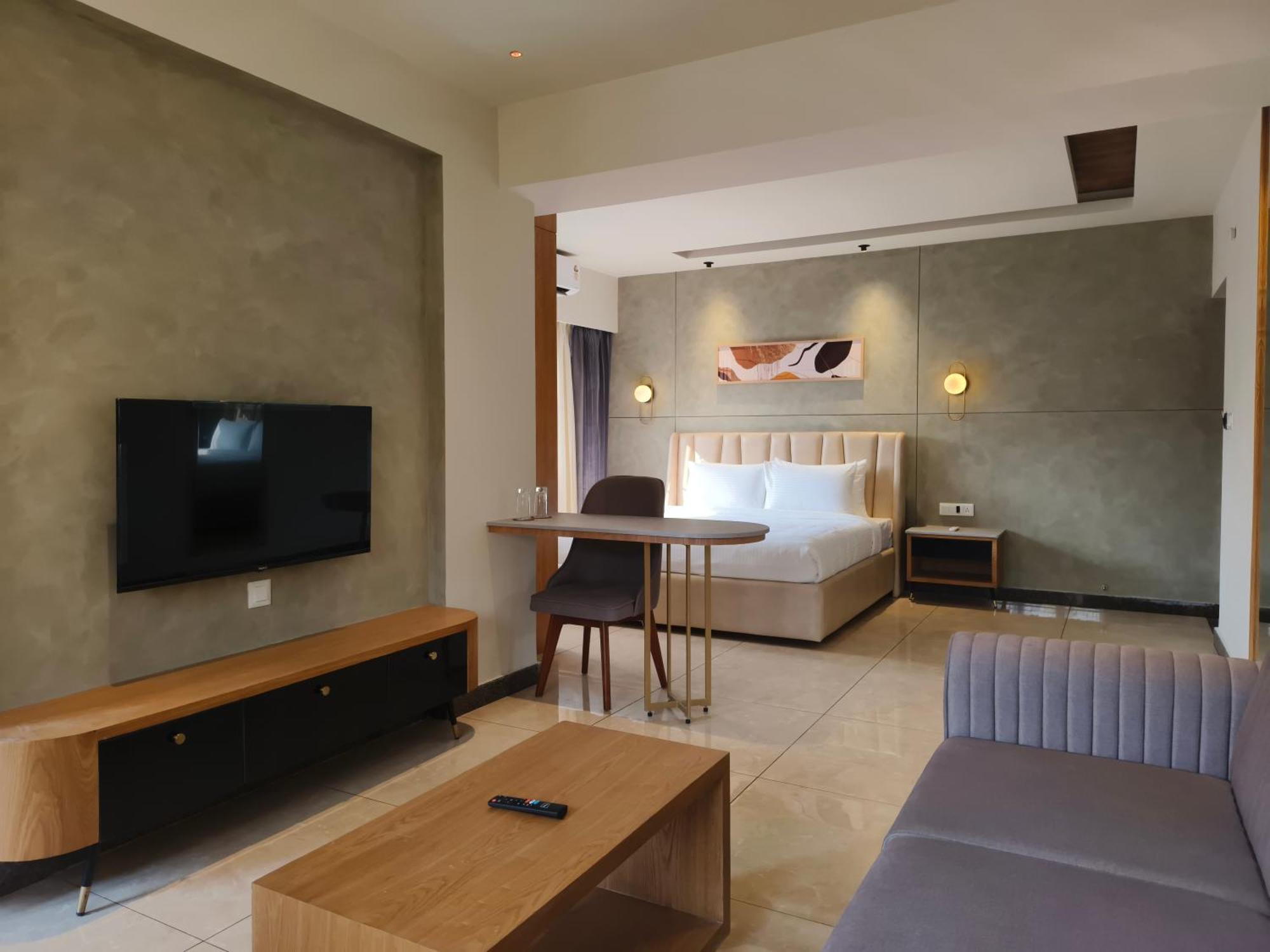 Olive Hotel Le Opera By Embassy Group Bangalore Exterior foto